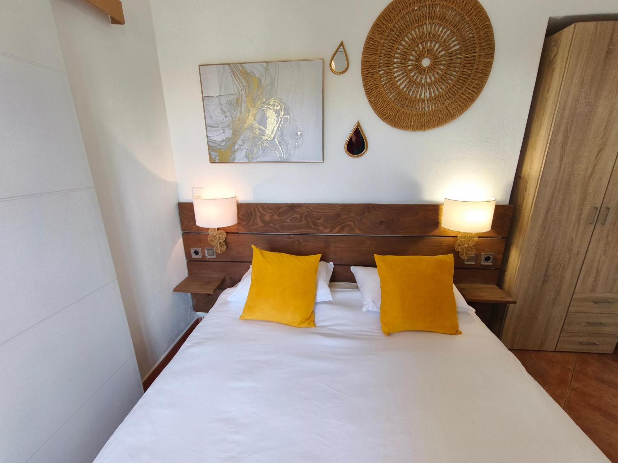 Chambres Isula Bella Figari  Luaran gambar