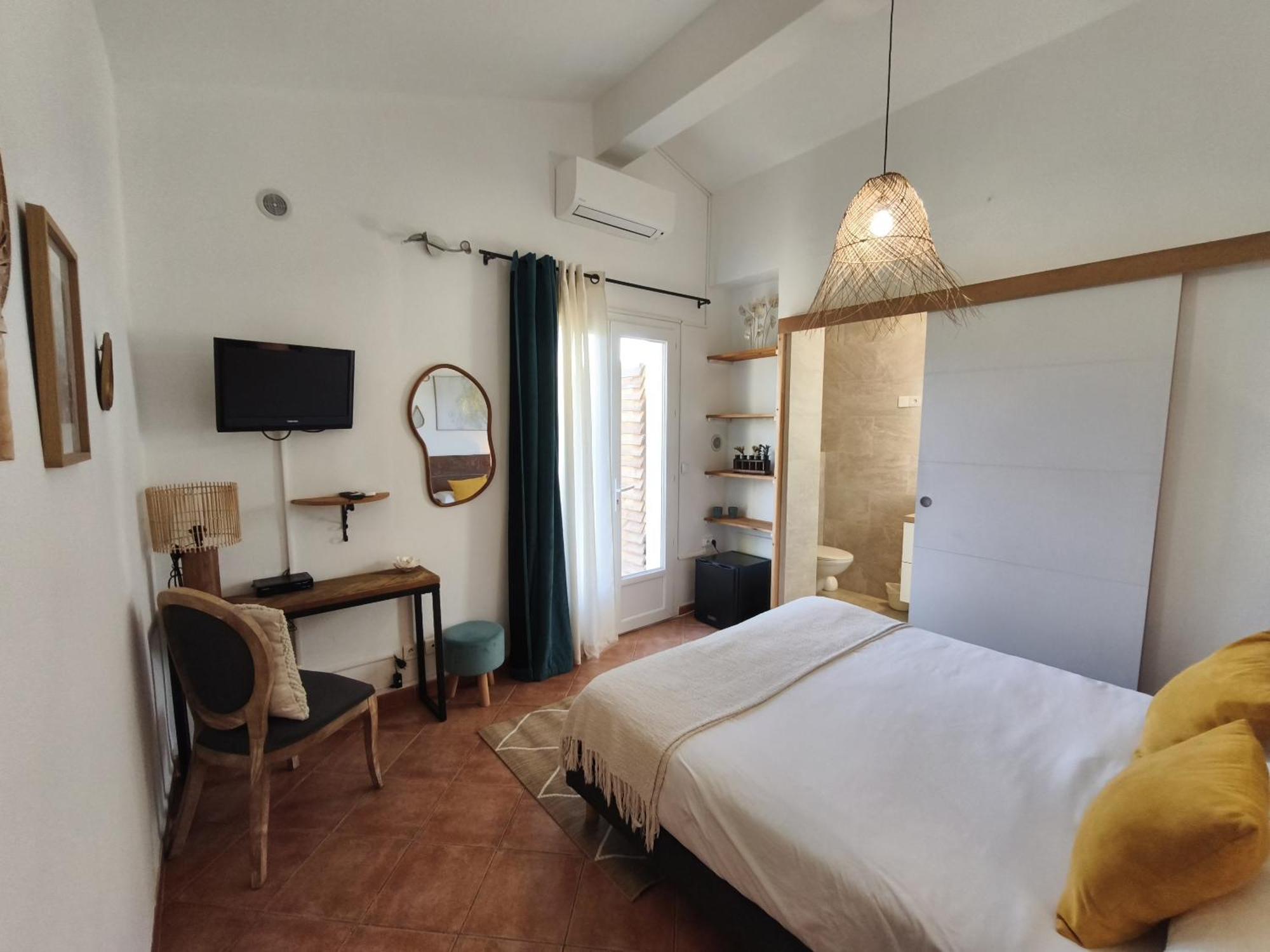 Chambres Isula Bella Figari  Luaran gambar