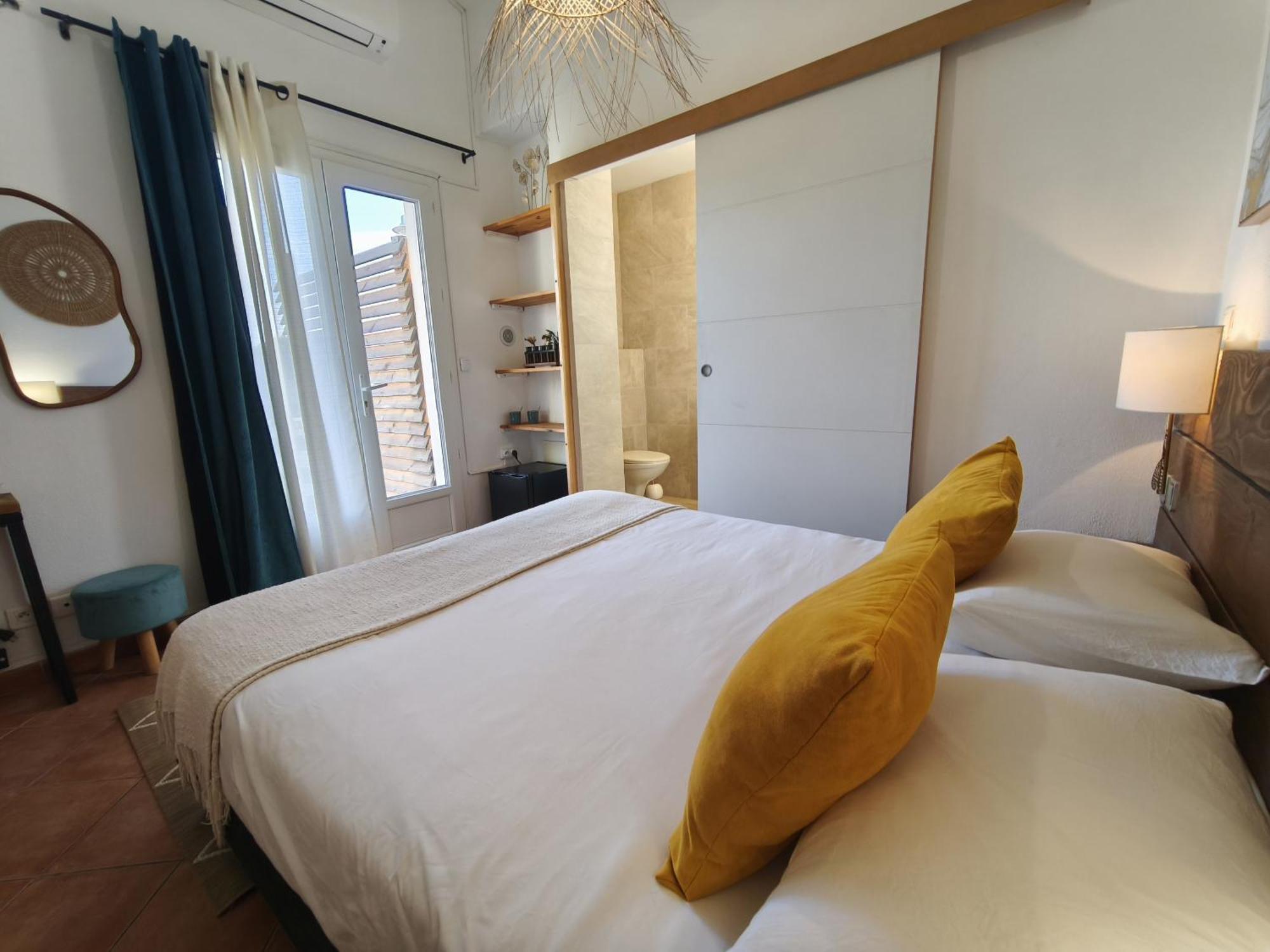 Chambres Isula Bella Figari  Luaran gambar