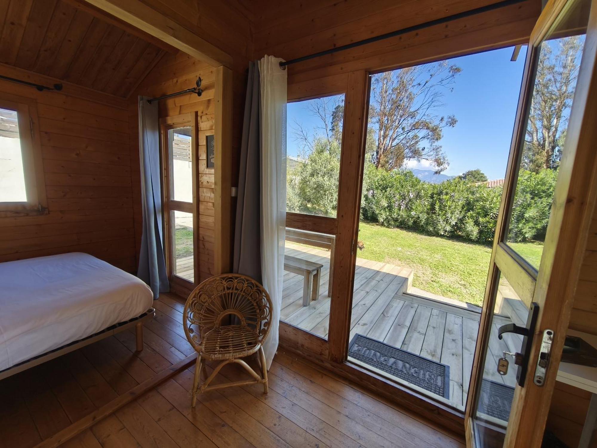 Chambres Isula Bella Figari  Luaran gambar