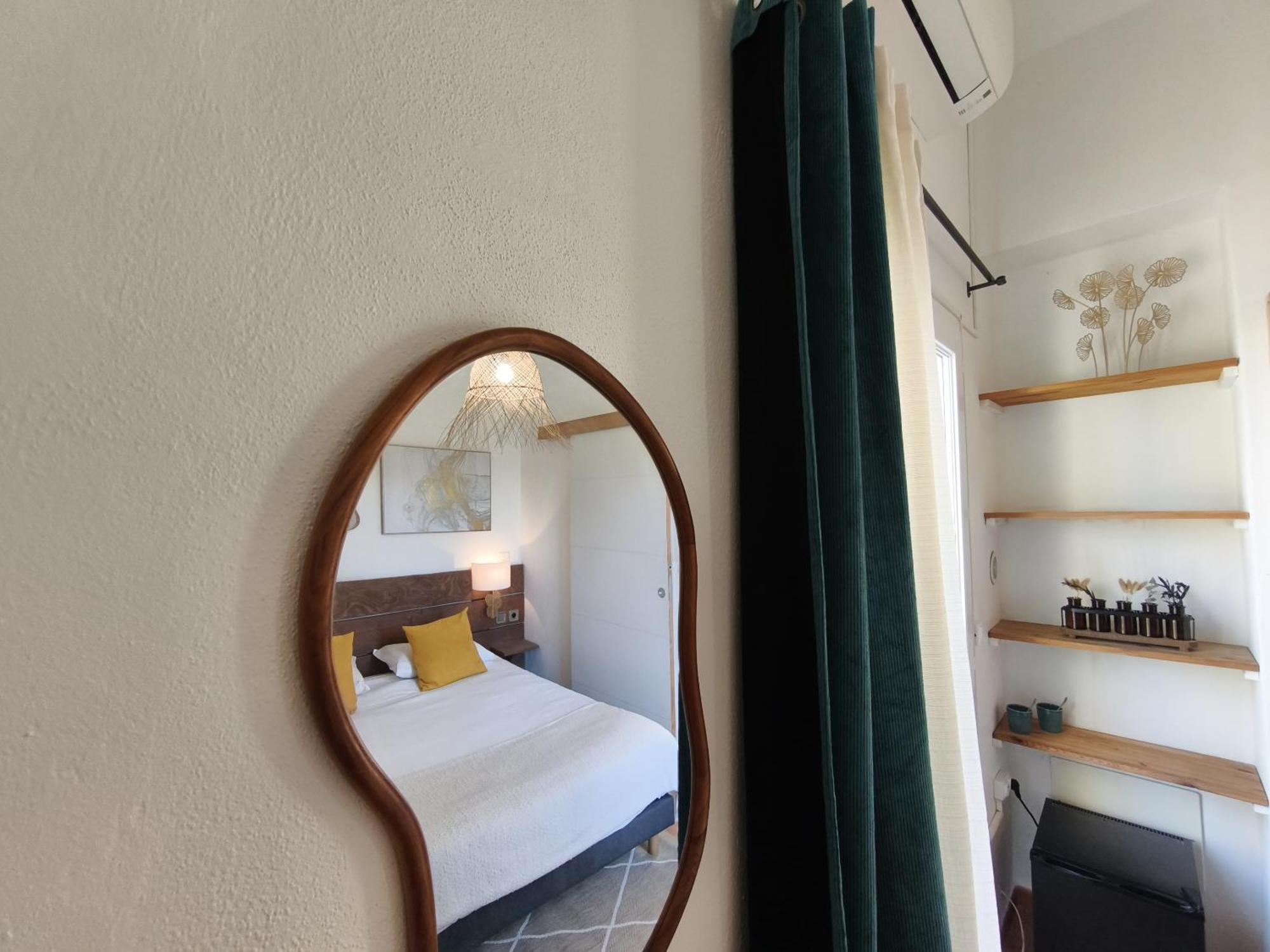 Chambres Isula Bella Figari  Luaran gambar