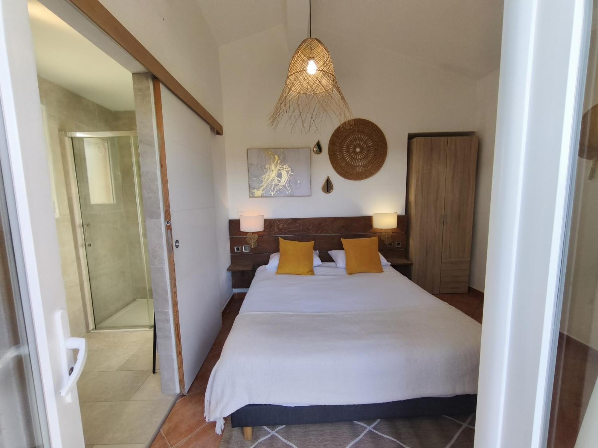 Chambres Isula Bella Figari  Luaran gambar