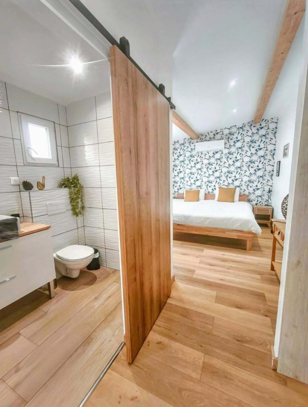 Chambres Isula Bella Figari  Luaran gambar